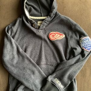 Red Wings 2014 winter classic hoodie